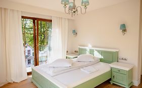 Pensiunea Poiana Avrigului